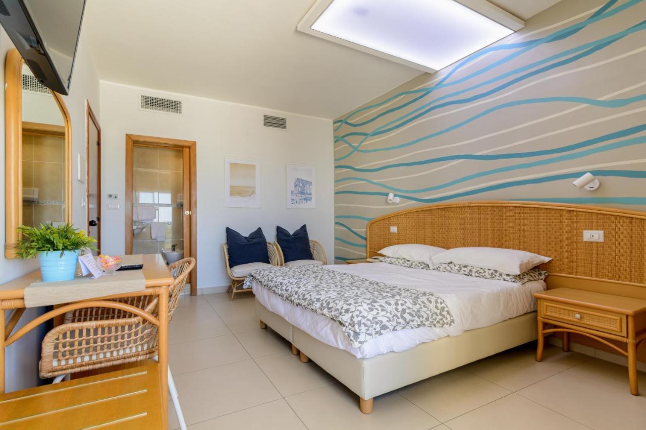 Hotel Mandetta Paestum Bagian luar foto